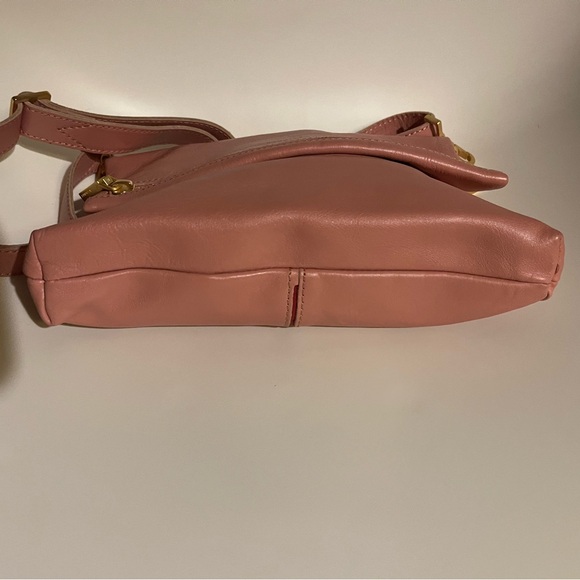 Hammitt VIP MED crossbody/clutch in dusty rose leather & gold hardware. New. - Picture 5 of 6